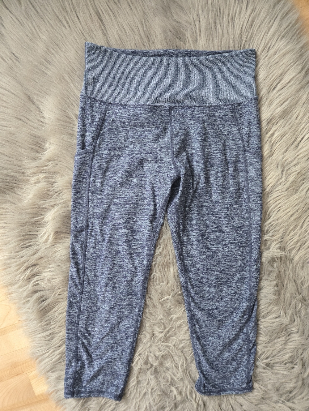 Kirkland  Womens Cropped Heathered Blue Leggings